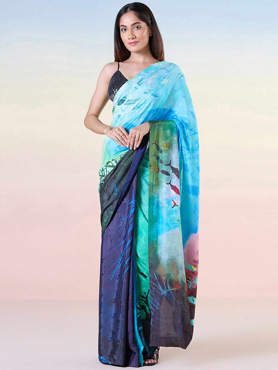 

navyasa by liva Abstract Printed Liva Saree, Blue