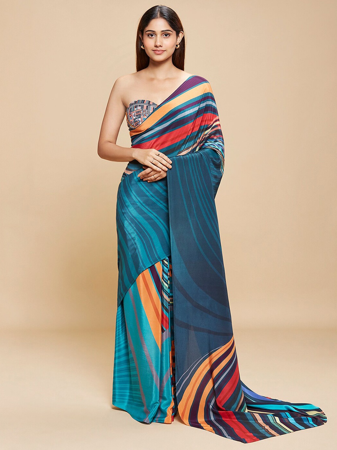 

navyasa by liva Striped Liva Saree, Green