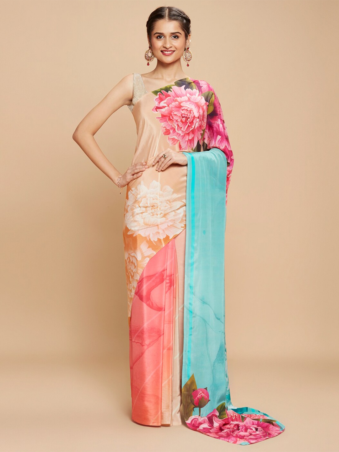 

navyasa by liva Floral Printed Saree, Pink