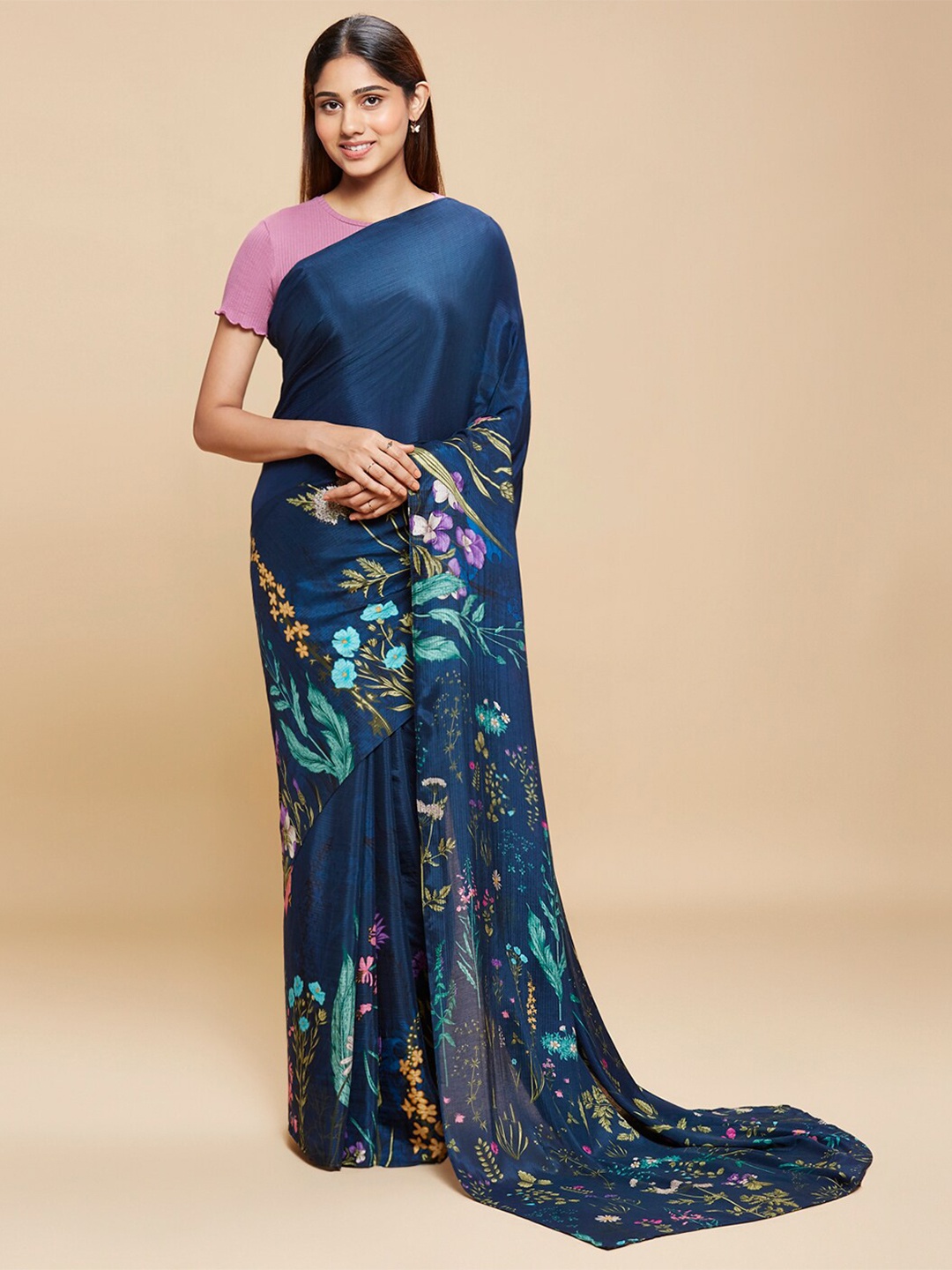 

navyasa by liva Floral Printed Saree, Navy blue