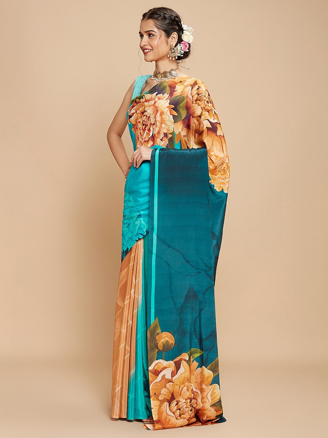 

navyasa by liva Floral Printed Saree, Blue