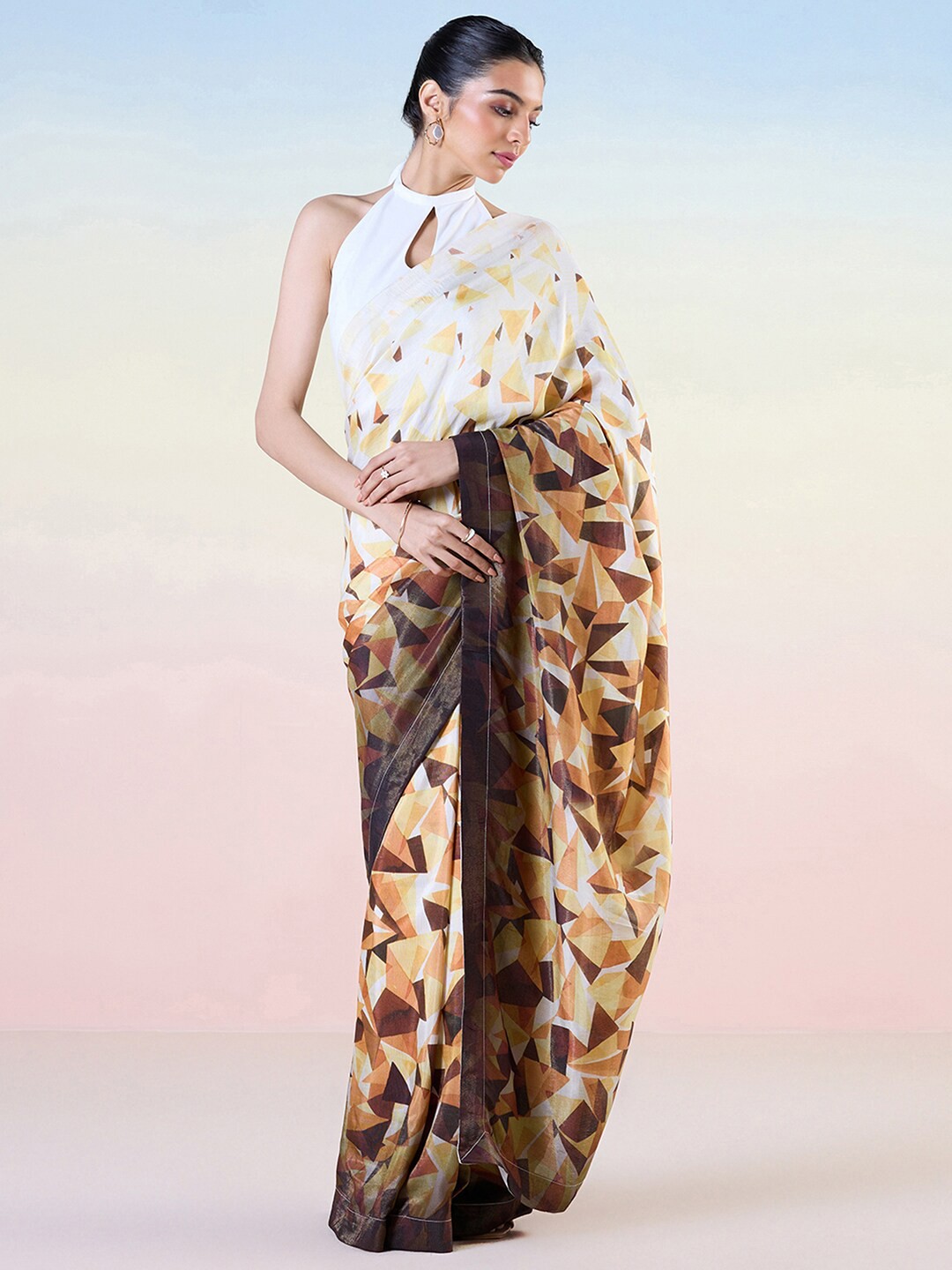 

navyasa by liva Geometric Printed Liva Saree, Black