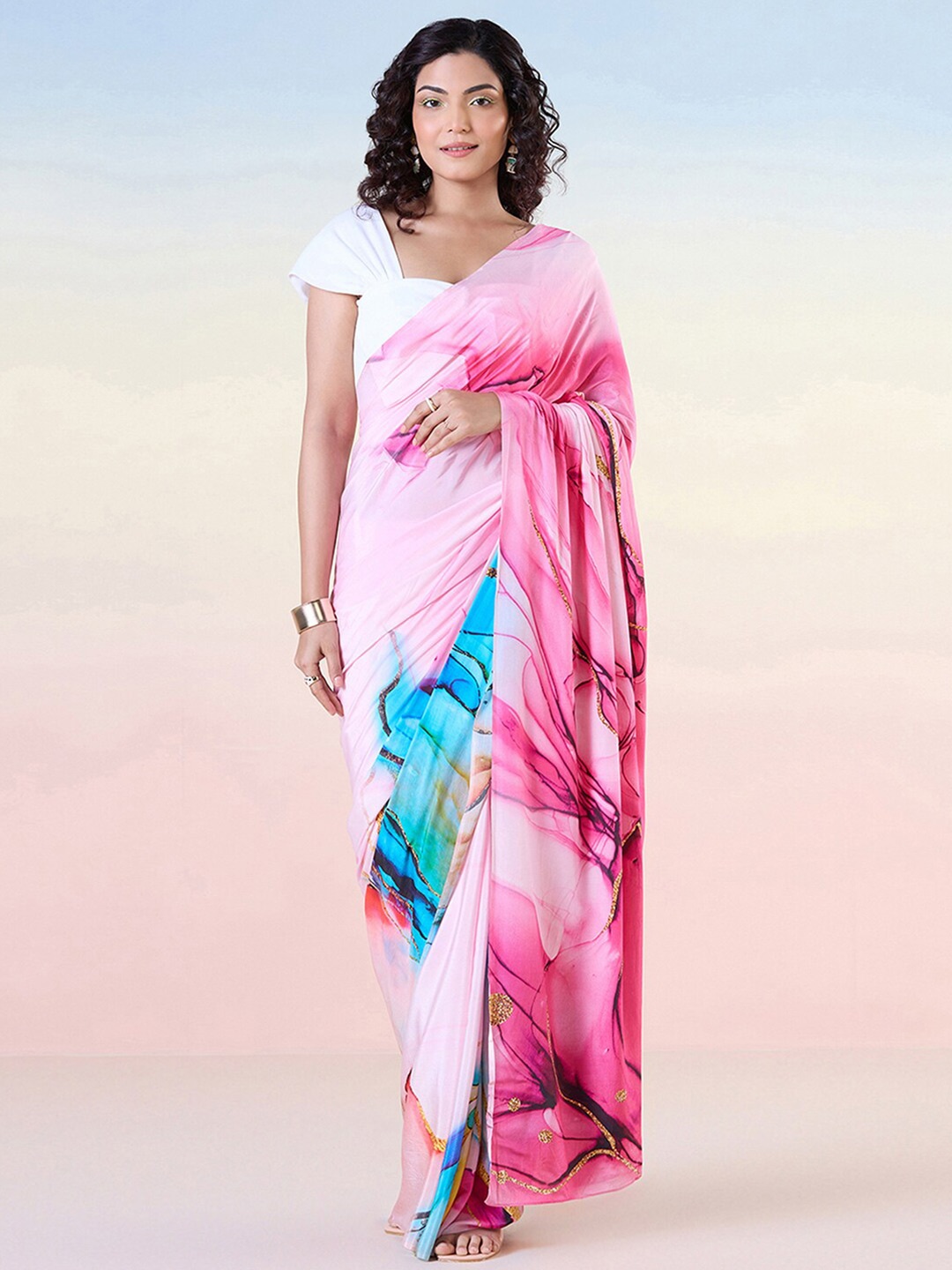 

navyasa by liva Abstract Printed Liva Saree, Pink