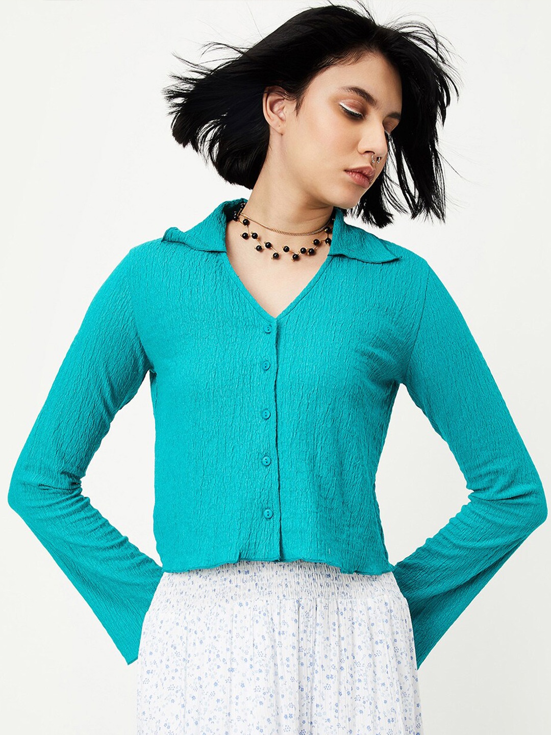 

max Self Design Spread Collar Casual Shirt, Blue