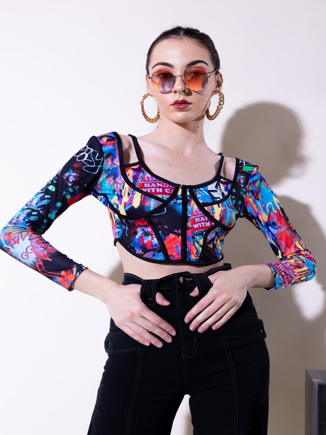 

Stylecast X Hersheinbox Black & Blue Floral Printed Blouson Crop Top