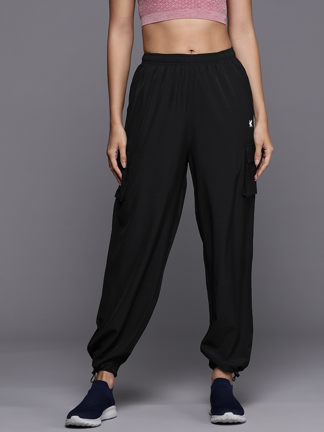 

HRX by Hrithik Roshan Women Solid Slim Fit Joggers, Black