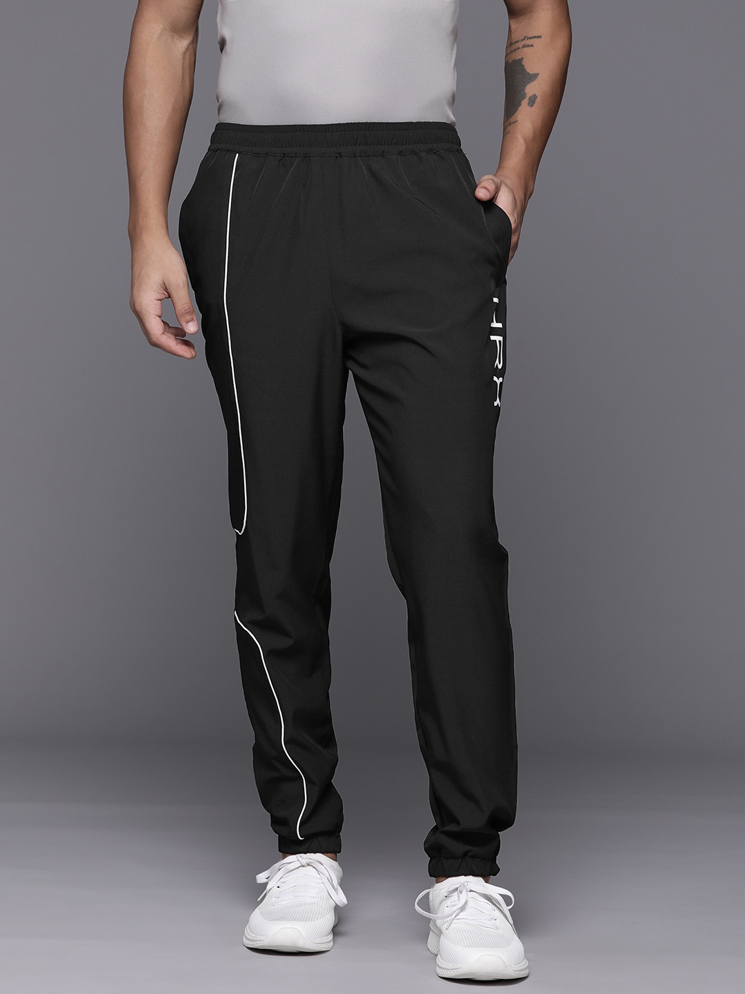 

HRX by Hrithik Roshan Men Lifestyle Track Pants, Black