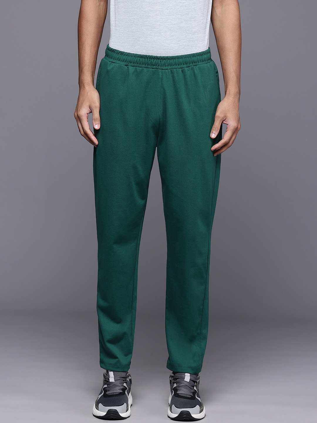 

HRX by Hrithik Roshan Men Rapid-Dry Lifestyle Track Pants, Green