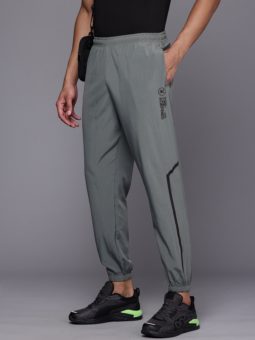 

HRX by Hrithik Roshan Men Rapid-Dry Antimicrobial Joggers Track Pants, Grey