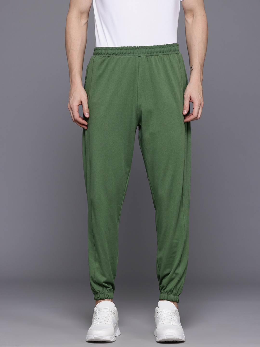 

HRX by Hrithik Roshan Men Lifestyle Joggers, Olive