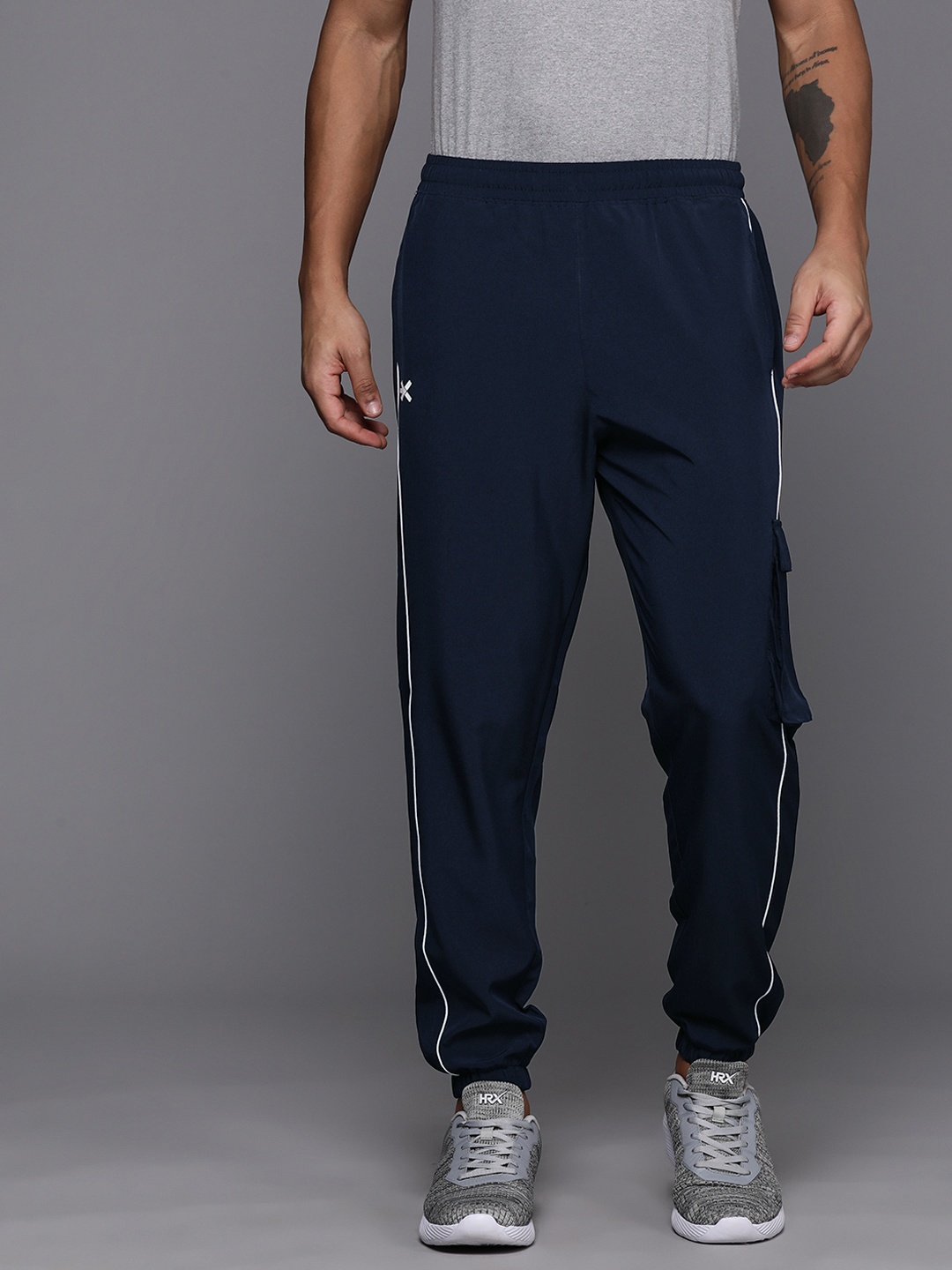 

HRX by Hrithik Roshan Men Regular Fit Rapid-Dry Lifestyle Joggers, Navy blue