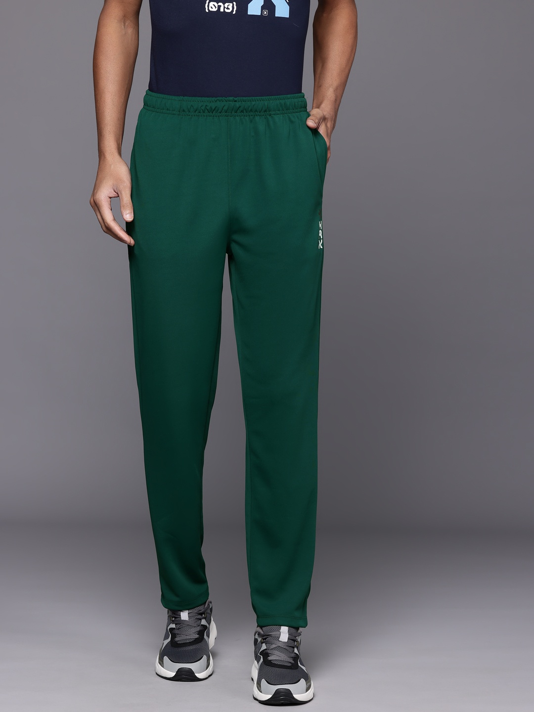

HRX by Hrithik Roshan Men Lifestyle Track Pants, Green