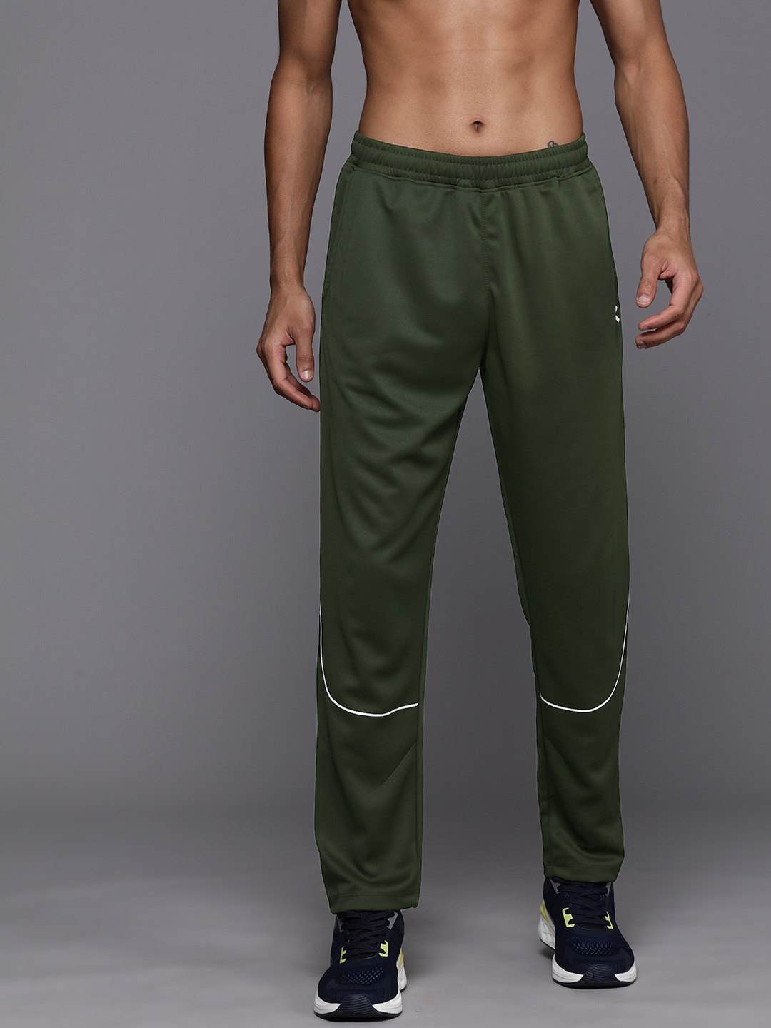 

HRX by Hrithik Roshan Men Regular Fit Rapid Dry Lifestyle Track Pants, Olive