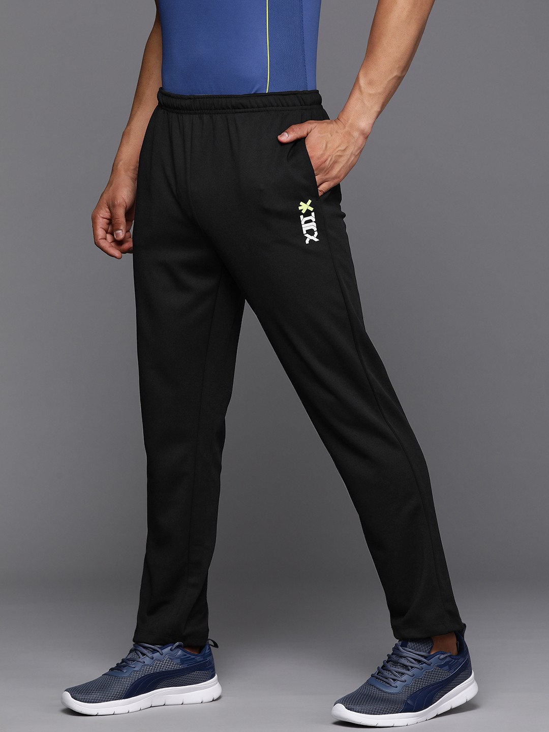 

HRX by Hrithik Roshan Men Regular Fit Lifestyle Track Pants, Black