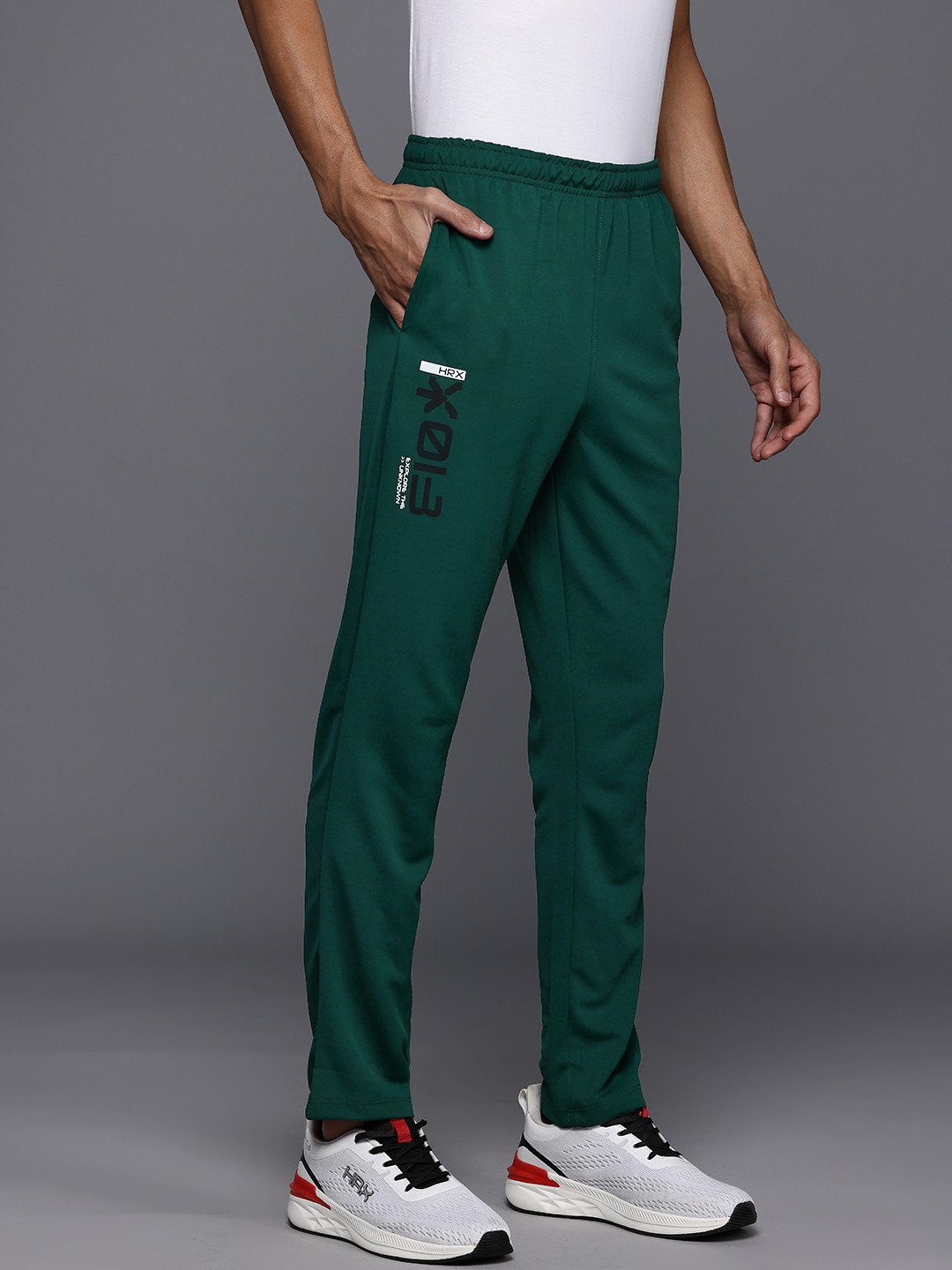 

HRX by Hrithik Roshan Men Lifestyle Track Pants, Green