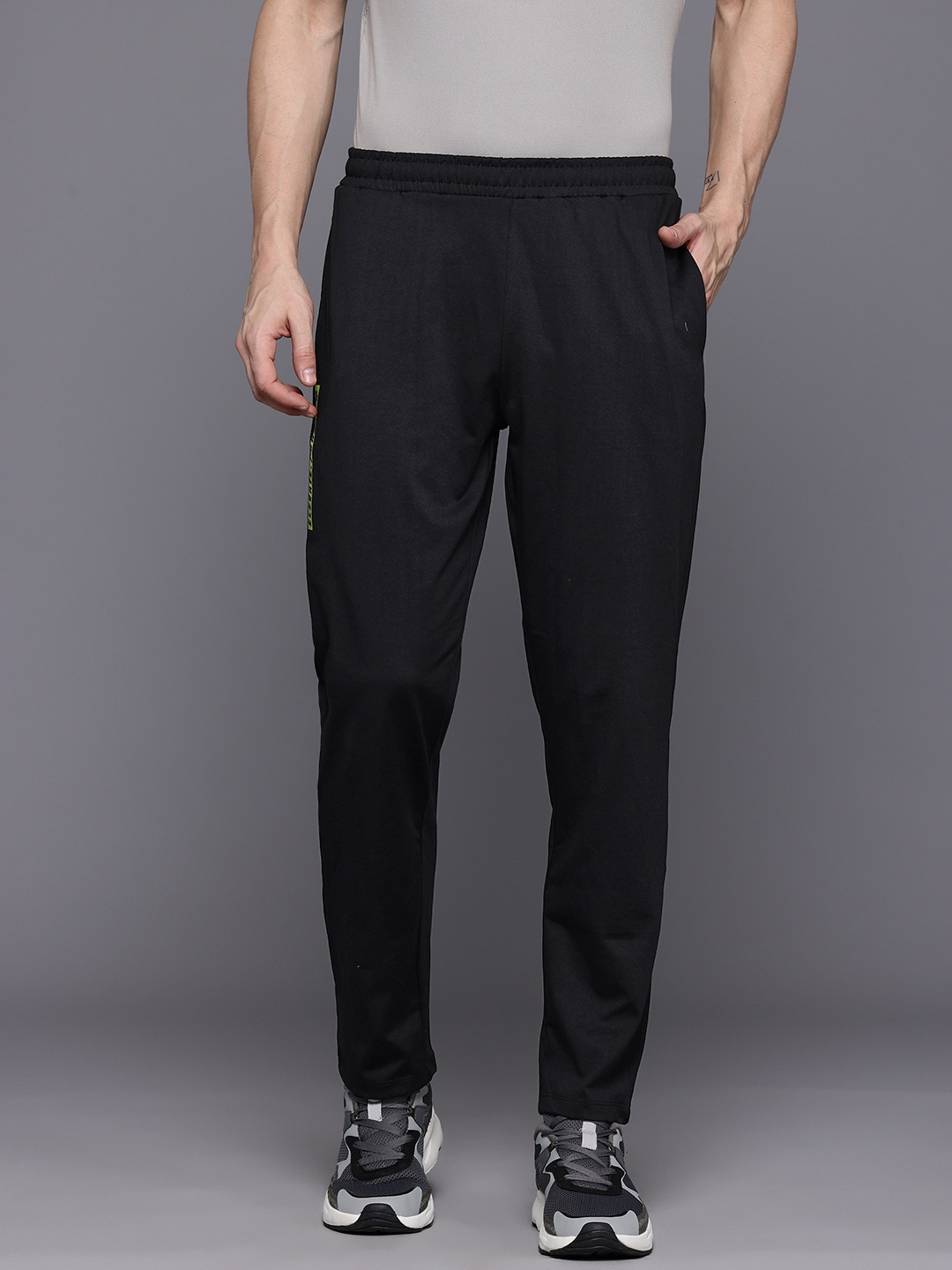 

HRX by Hrithik Roshan Men Lifestyle Track Pants, Black