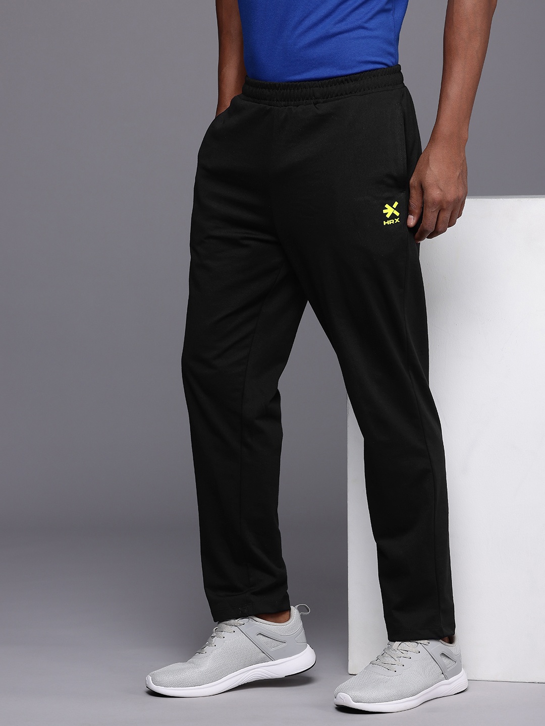

HRX by Hrithik Roshan Men Lifestyle Track Pants, Black