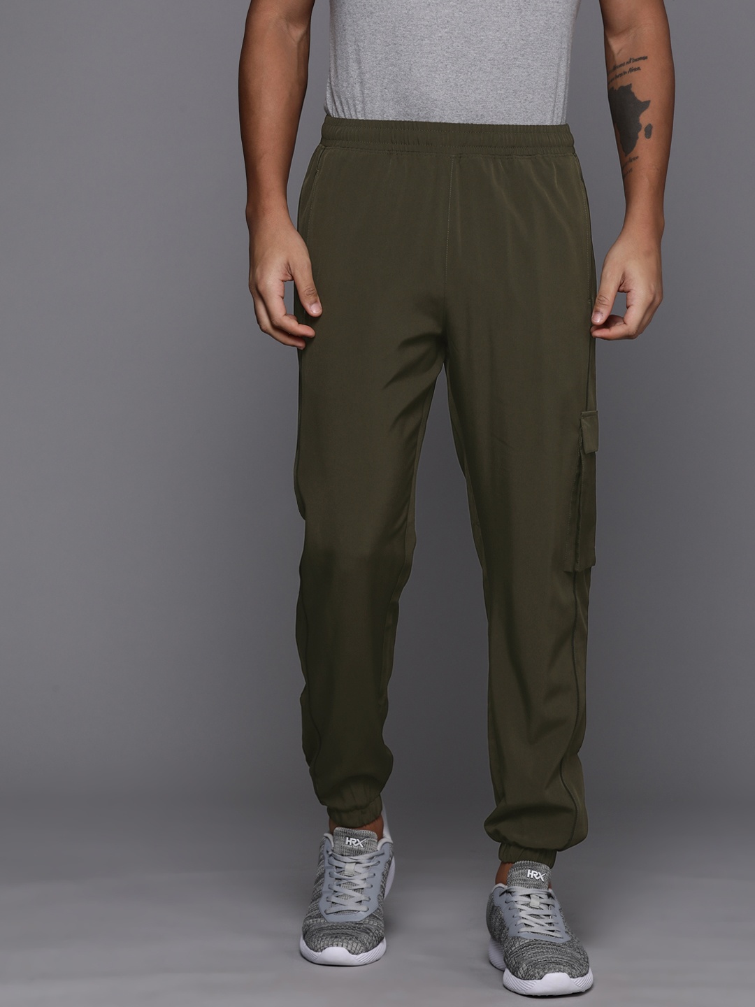 

HRX by Hrithik Roshan Men Regular Fit Rapid Dry Lifestyle Joggers, Olive