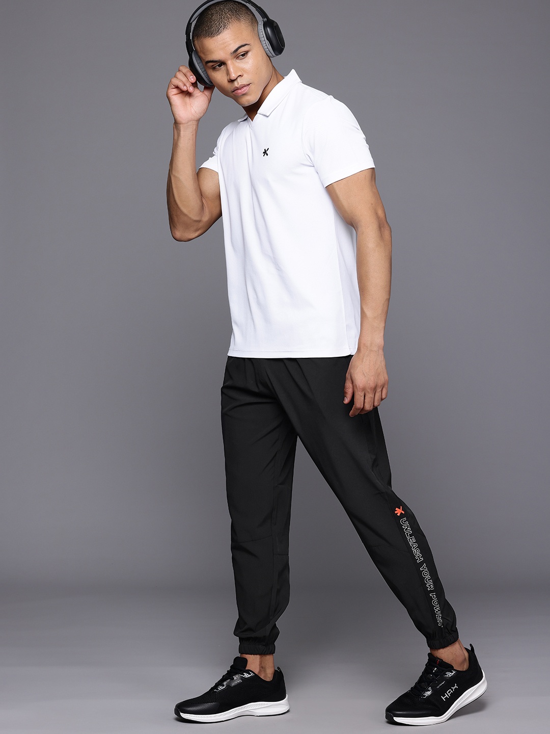 

HRX by Hrithik Roshan Men Rapid-Dry Training Joggers, Black