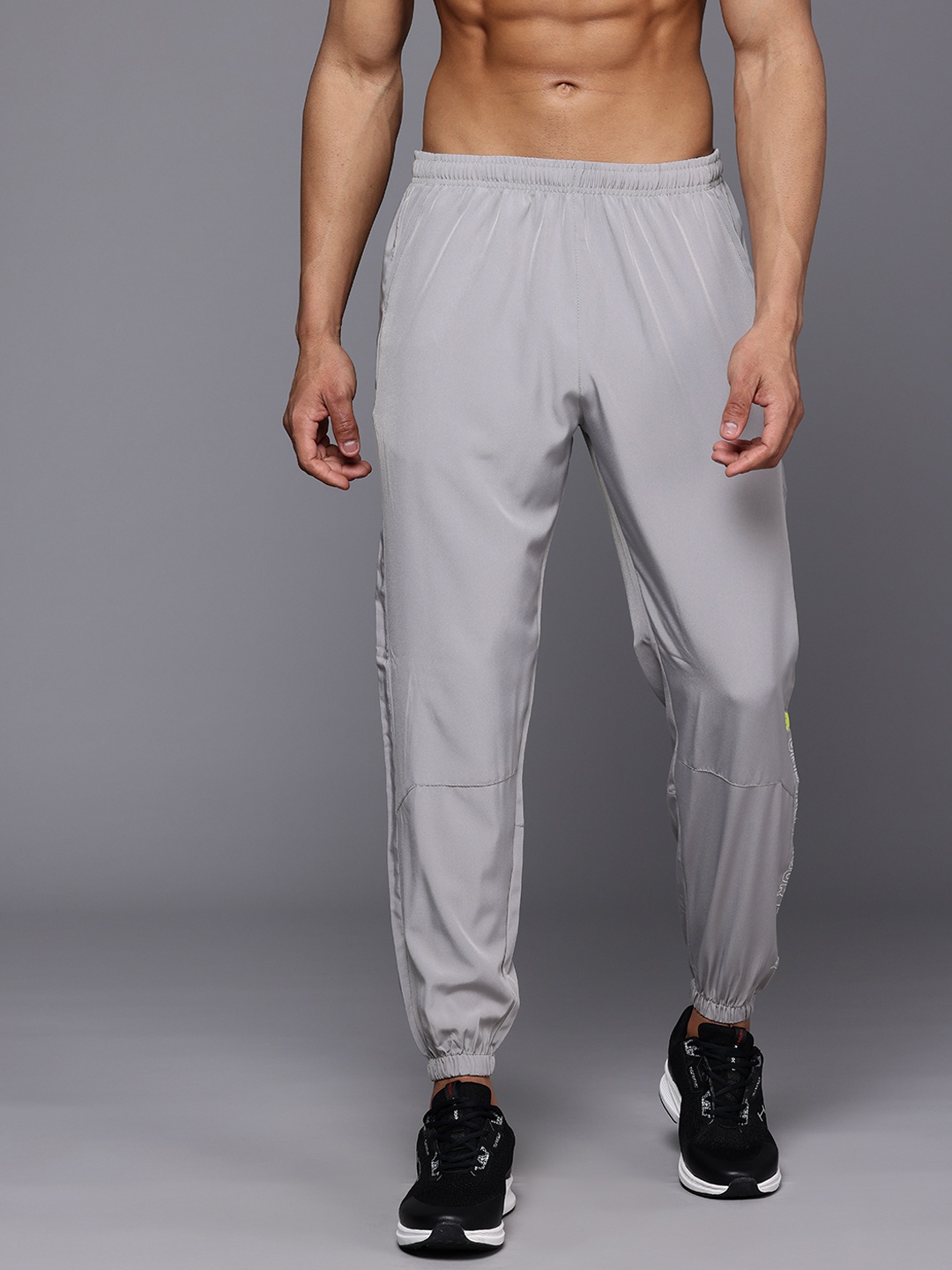 

HRX by Hrithik Roshan Men Rapid-Dry Training Joggers, Grey