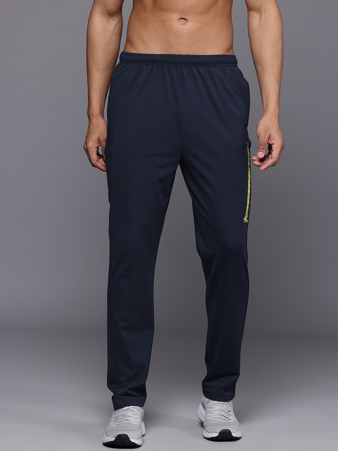 

HRX by Hrithik Roshan Men Regular Fit Running Trackpants, Navy blue