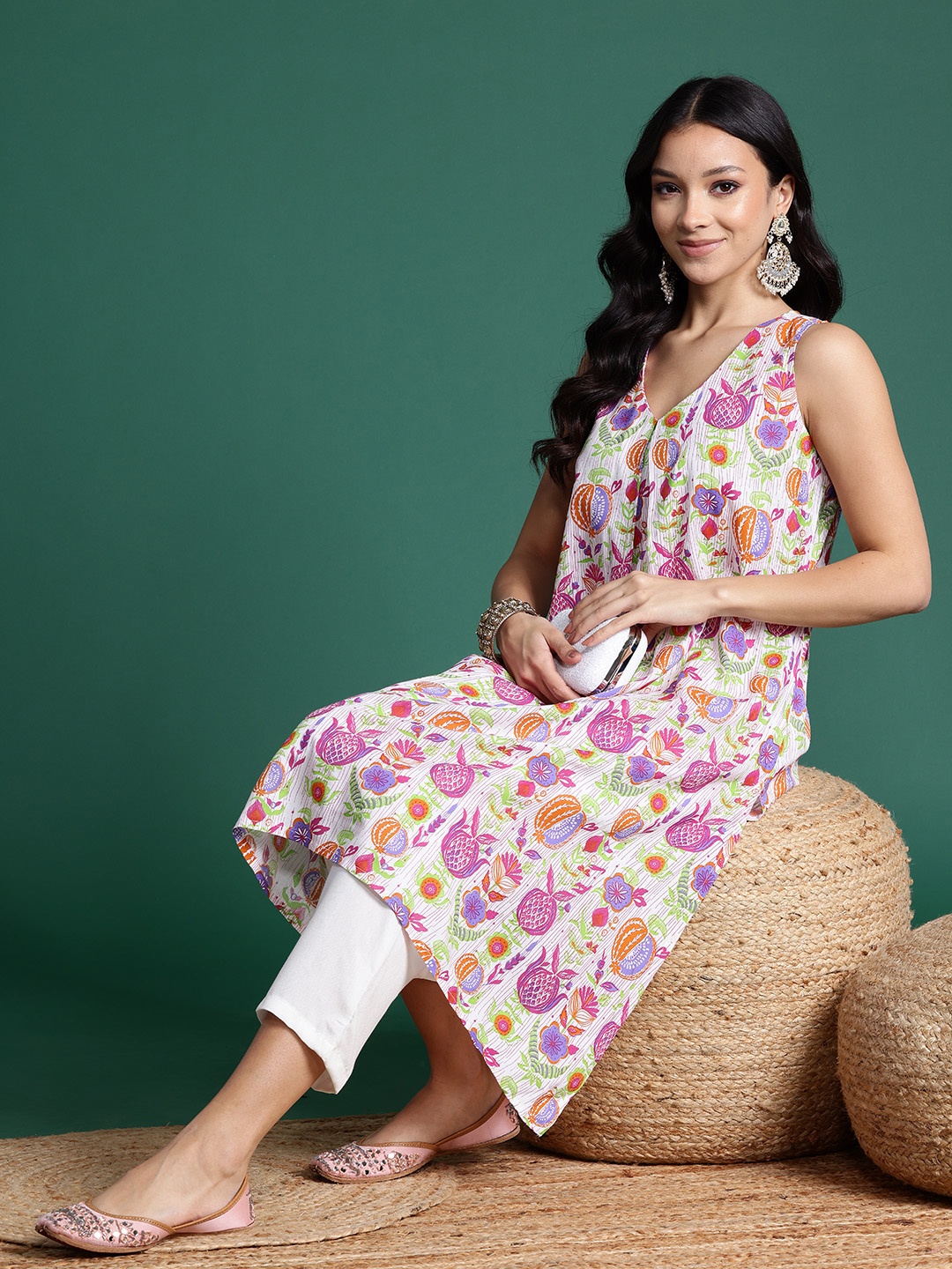 

Sangria Floral Print Pleated Kurta with Trousers, Off white