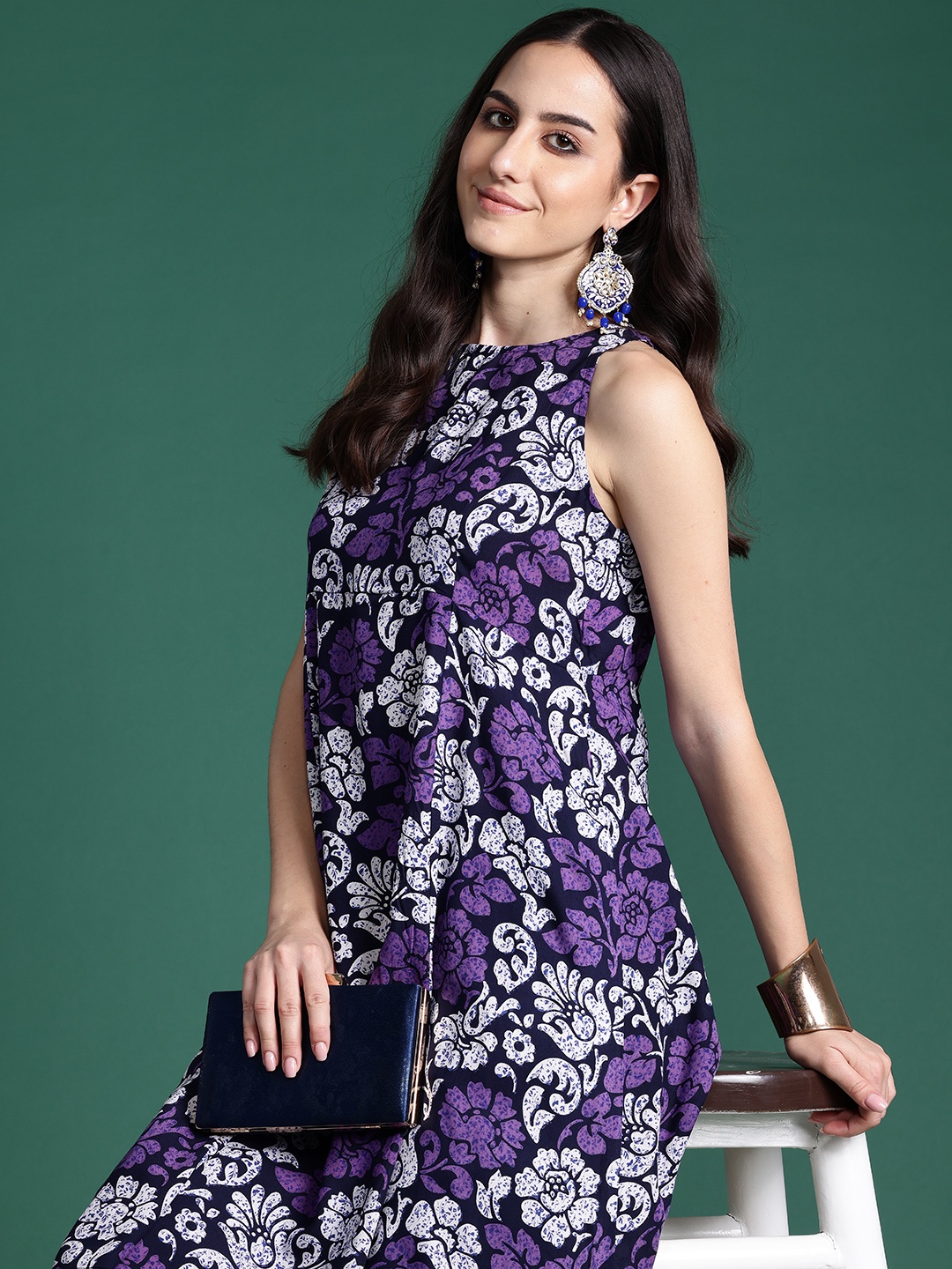 

Sangria Floral Printed Fusion Kurta Set, Blue