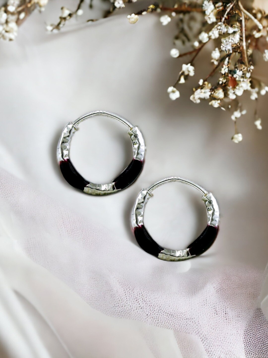 

Taraash 925 Sterling Silver Contemporary Hoop Earrings, Maroon
