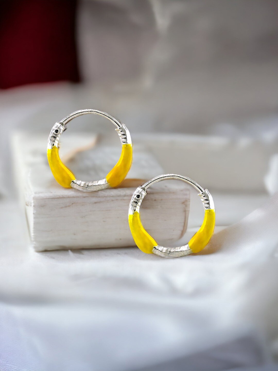 

Taraash 925 Sterling Silver Contemporary Hoop Earrings, Yellow