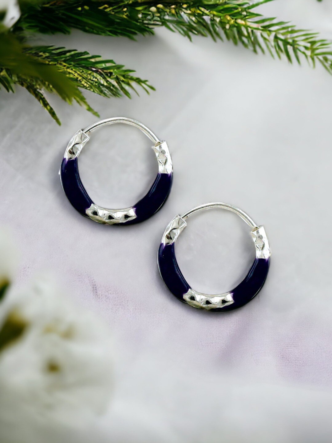 

Taraash 925 Sterling Silver Contemporary Hoops