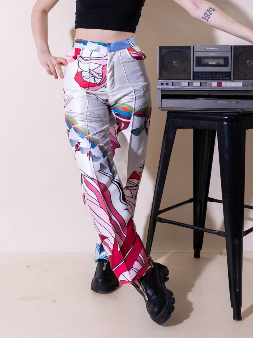 

Stylecast X Hersheinbox Women Printed High Rise Regular Trouser, Multi