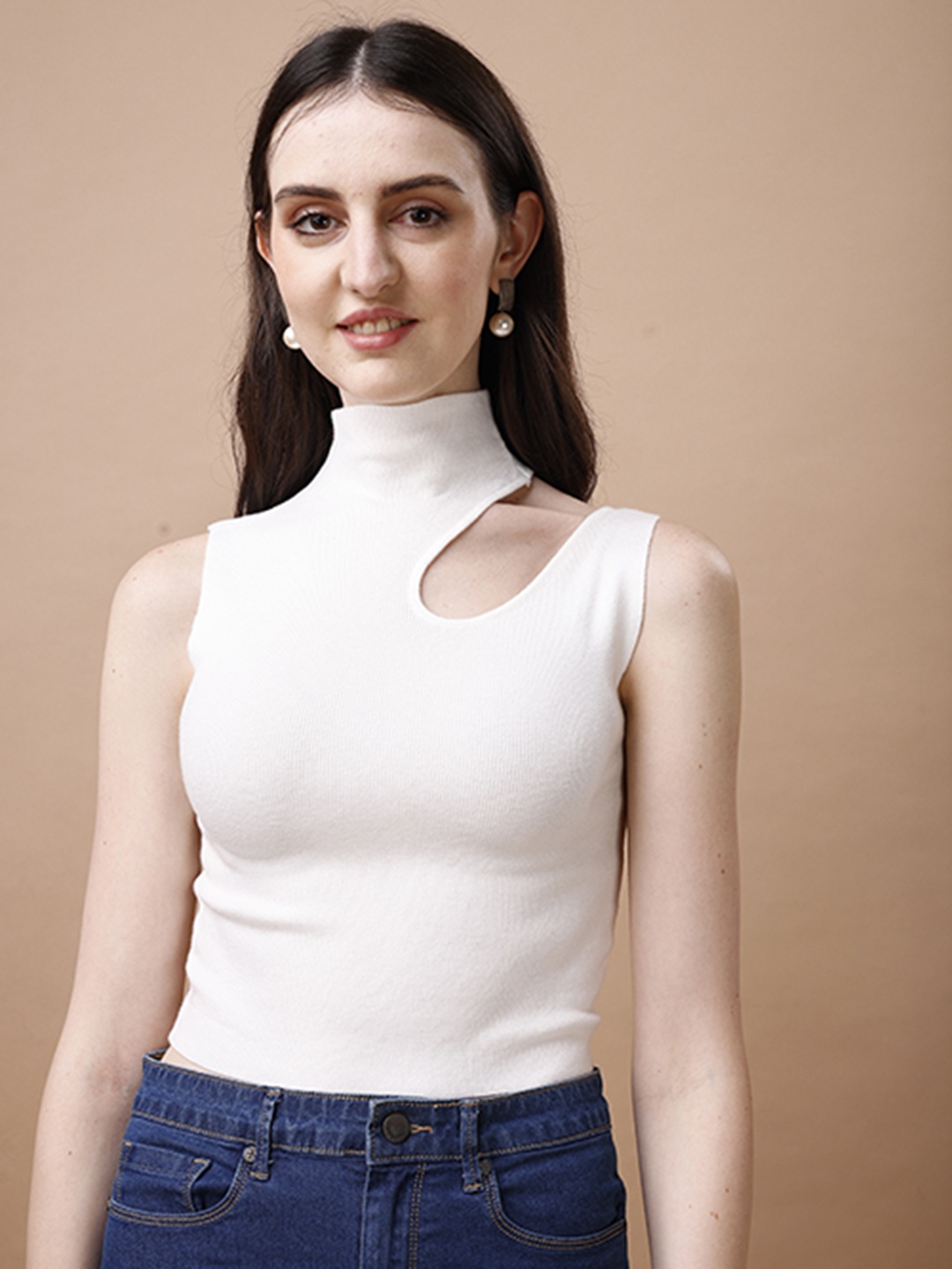 

BAESD White Crop Top