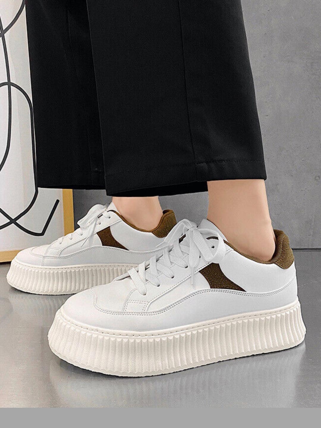 

ASTEROID Men Round Toe Lightweight Lace-Ups Sneakers, White