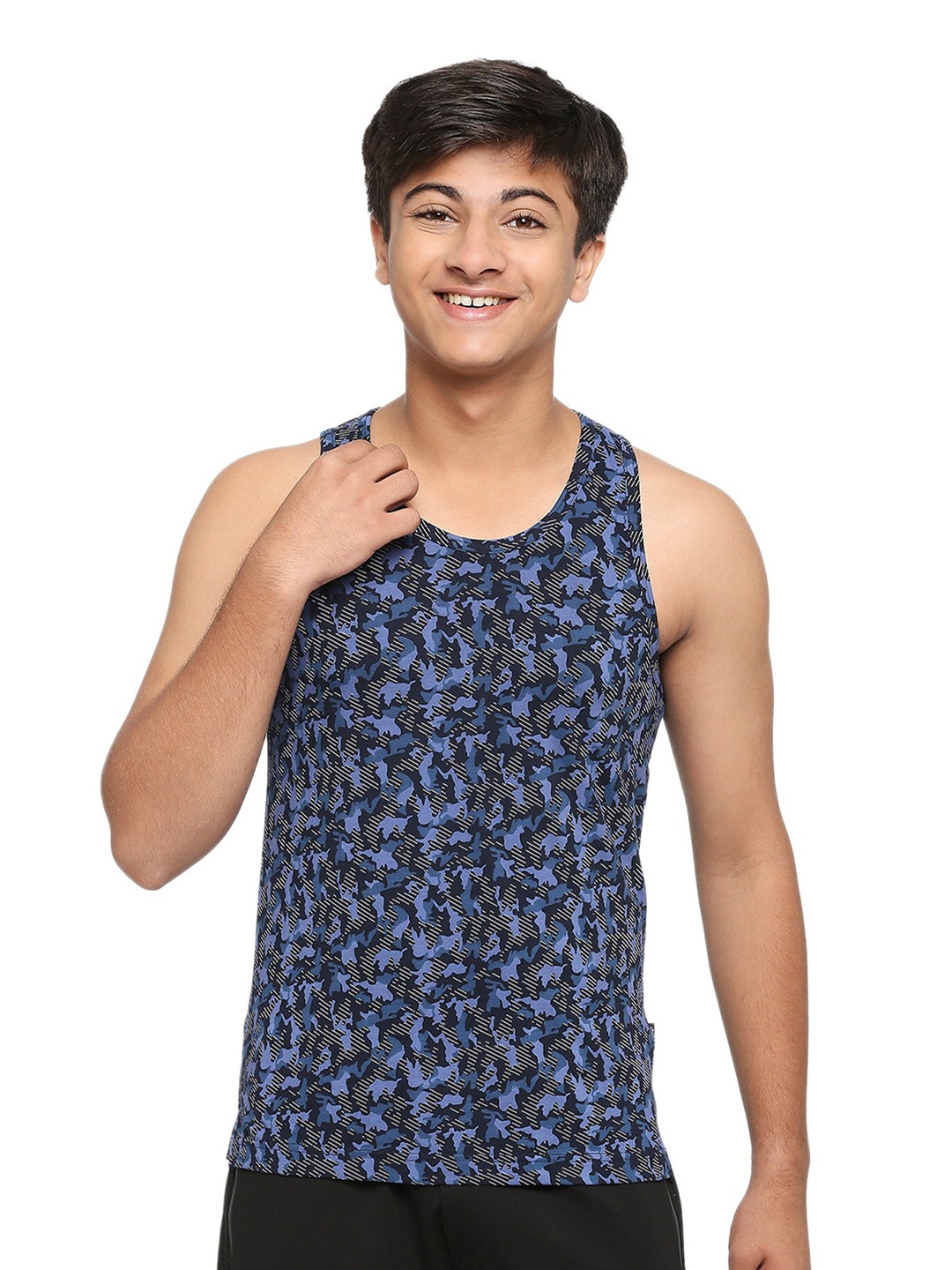 

FRENCHIE Boys Camouflage Printed Cotton Basic Vest FR-BI-VS-U1906-1X5-Navy-XS, Navy blue