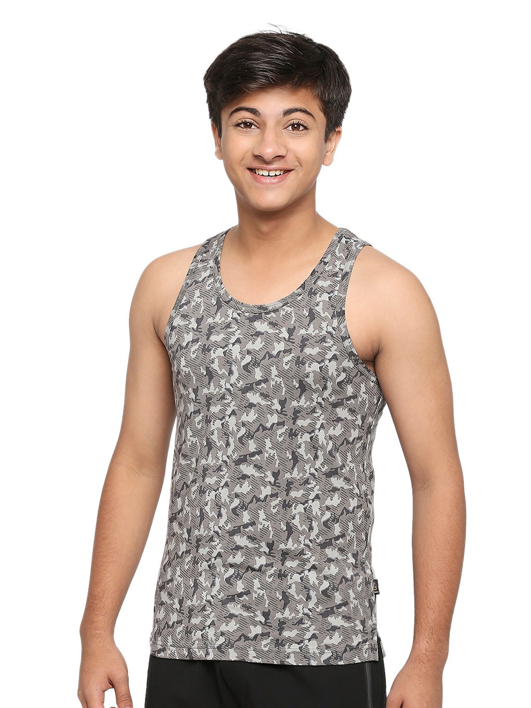 

FRENCHIE Boys Printed Cotton Basic Innerwear Vest FR-BI-VS-U1906-1X5-Gray-XS, Grey