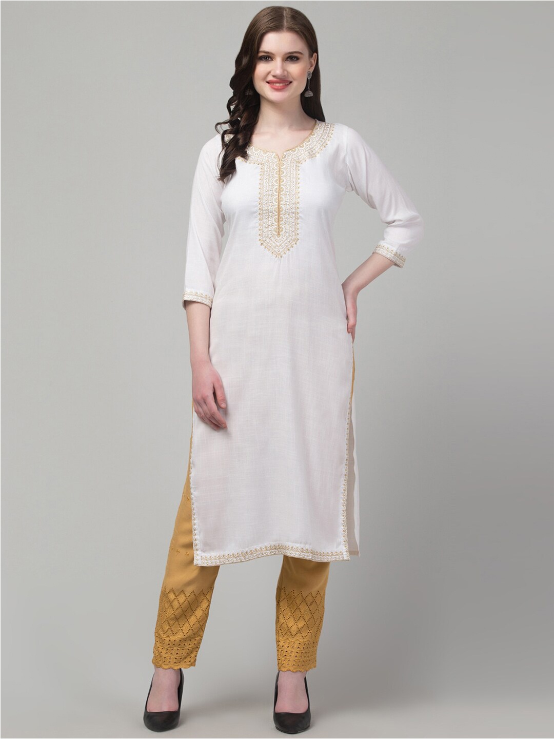 

Trend Level Floral Yoke Design Thread Work Kurta, Burgundy