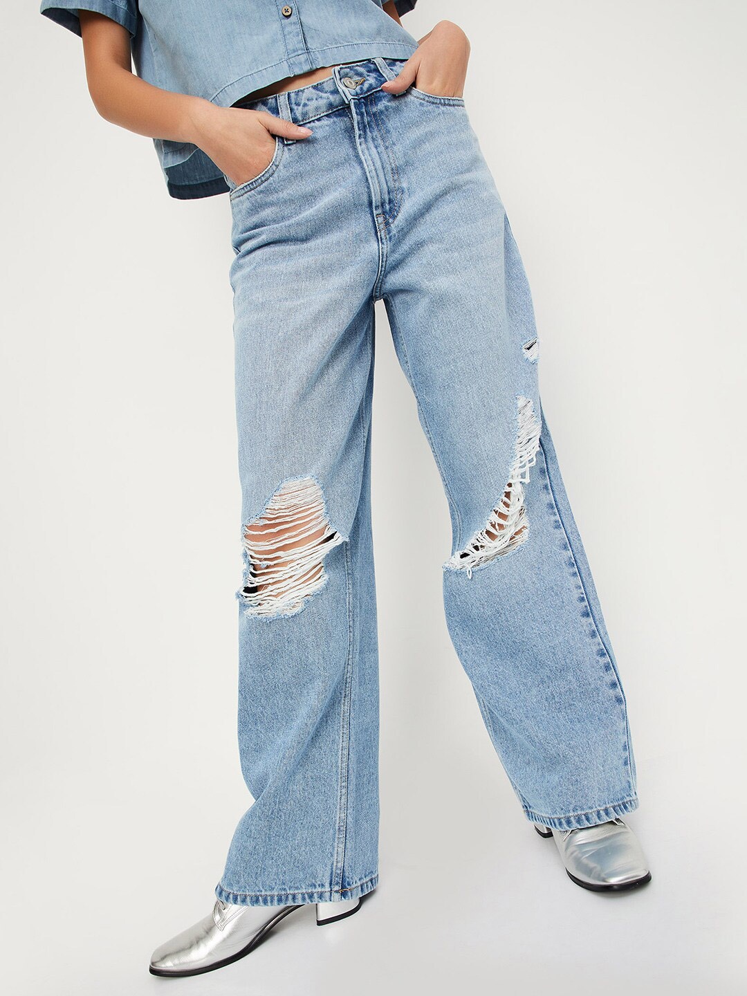 

max Women High-Rise Highly Distressed Pure Cotton Light Fade Jeans, Blue