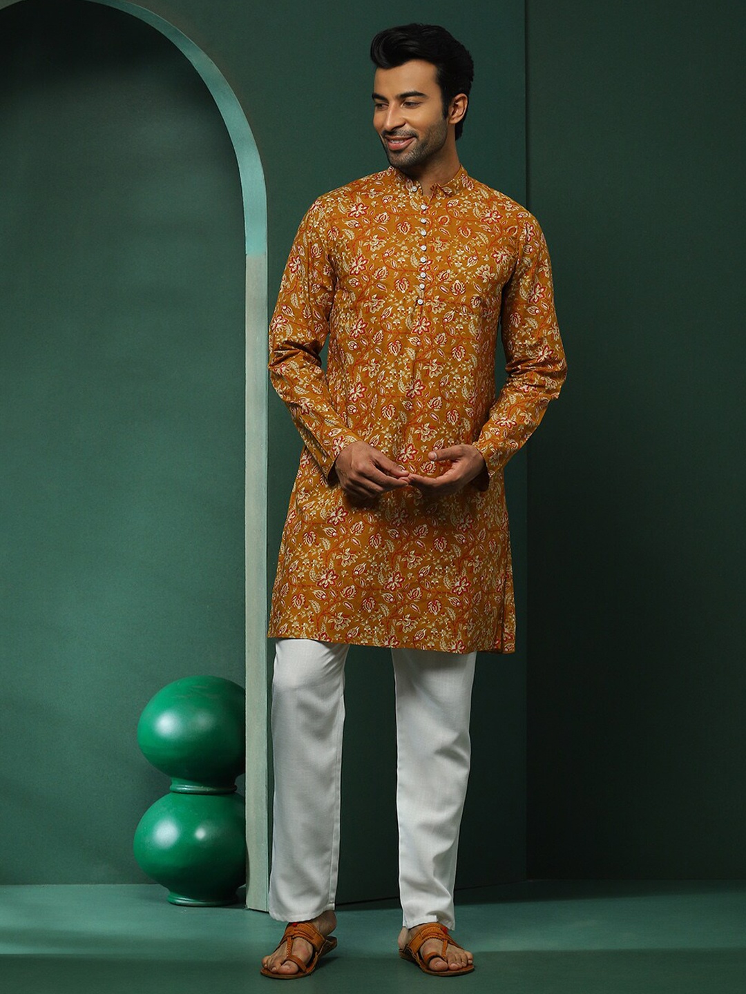 

AKS Floral Printed Mandarin Collar Long Sleeves Cotton Straight Kurta, Mustard