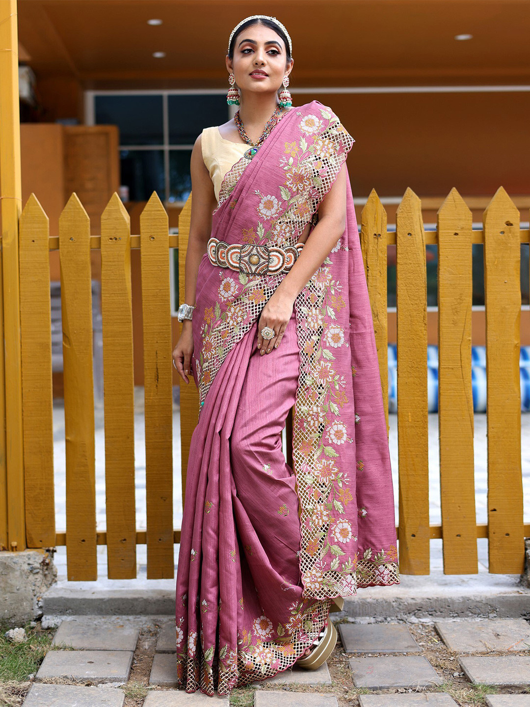 

LeeliPeeri Designer Floral Embroidered Silk Party Saree, Pink