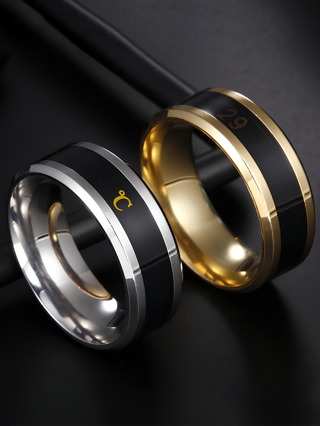 

KARISHMA KREATIONS Set Of 2 Stainless Steel Temperature Detailed Rings, Gold