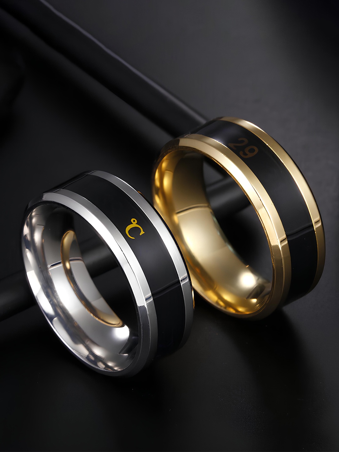 

KARISHMA KREATIONS Set Of 2 Gold Plated Stainless Steel Temperature Finger Rings