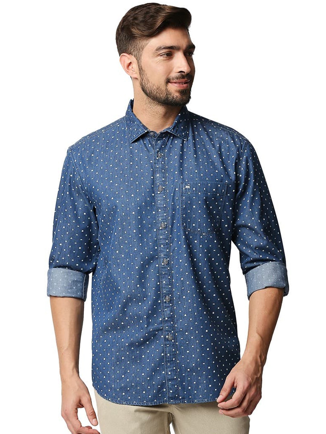 

Basics Geometric Printed Cotton Spread Collar Slim Fit Curved Casual Shirt, Blue