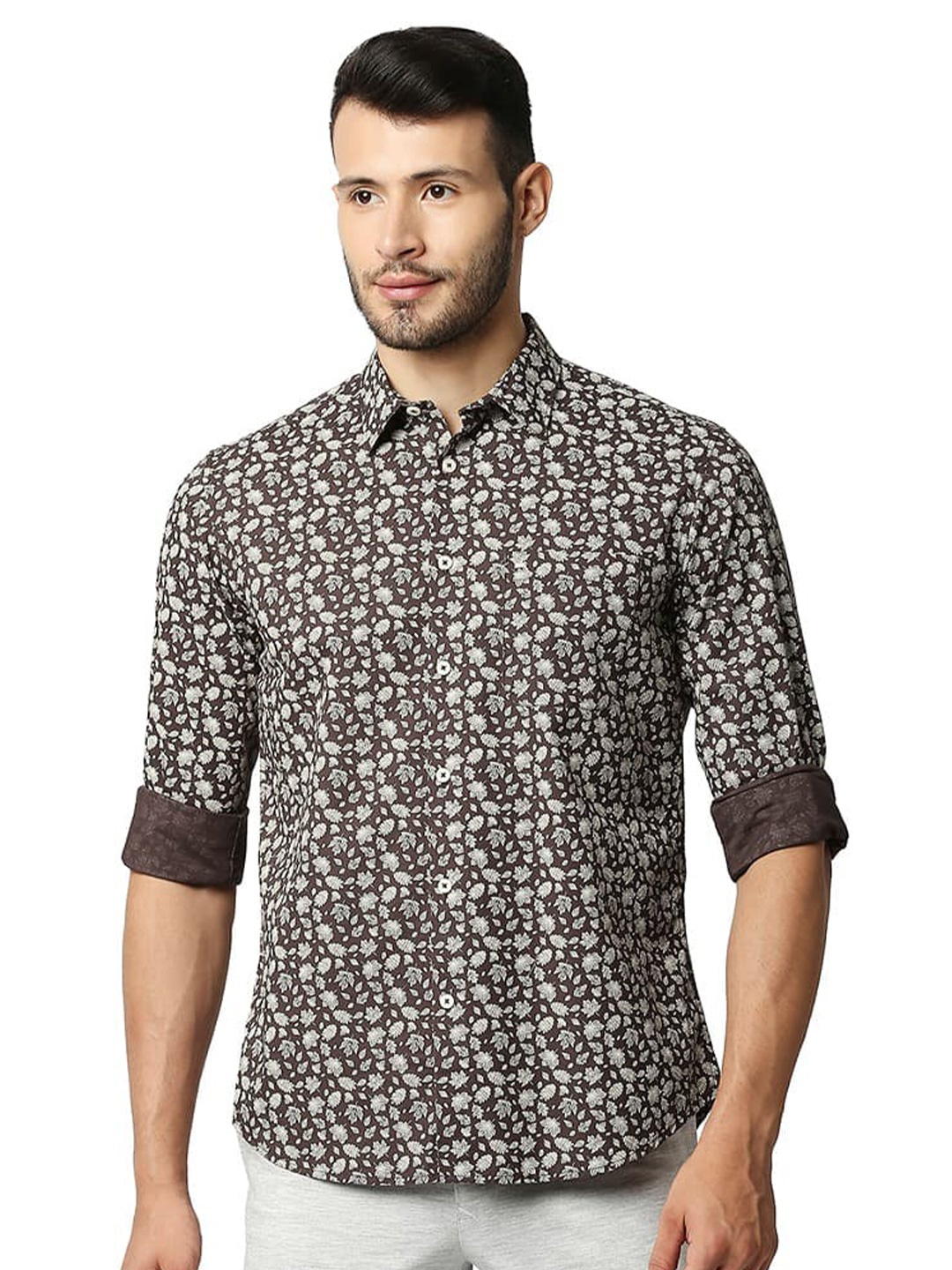

Basics Slim Fit Spread Collar Long Sleeves Cotton Casual Shirt, Brown
