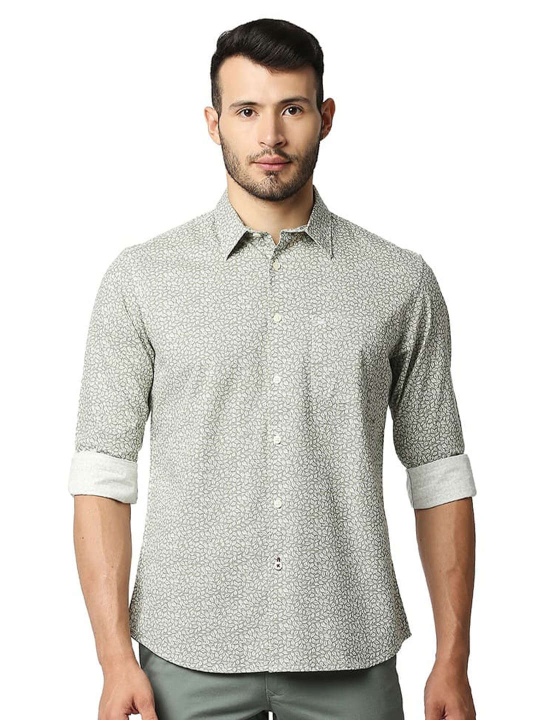 

Basics Slim Fit Spread Collar Long Sleeves Cotton Casual Shirt, Green