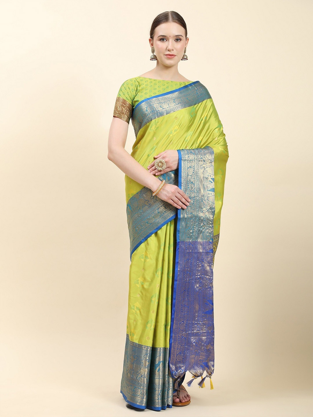 

NOISE Floral Zari Pure Silk Kanjeevaram Saree, Lime green