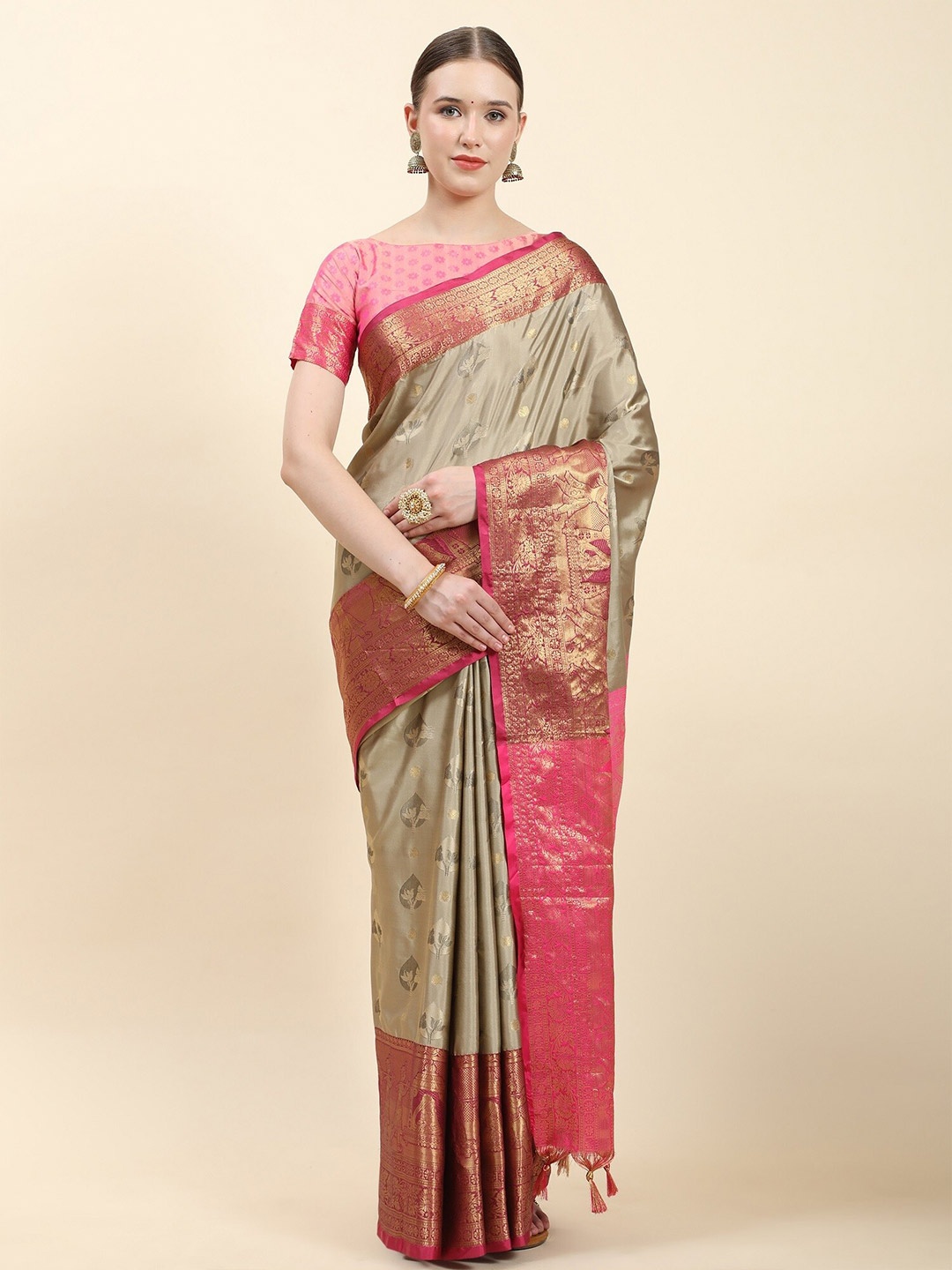 

NOISE Woven Design Zari Kanjeevaram Pure Silk Saree, Beige