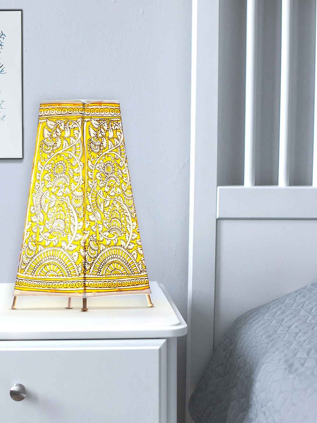 

ARTDARSHAN Yellow Floral Painted Leather Table Lamp