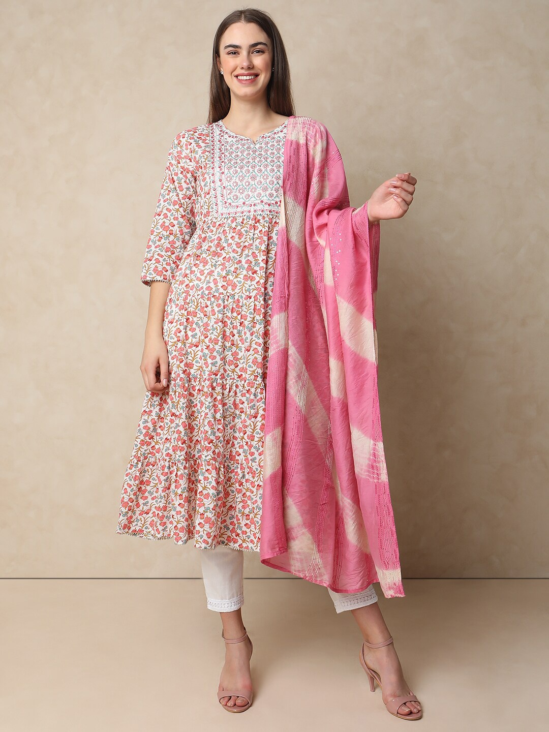 

Indifusion Ethnic Motifs Printed Regular Thread Work Kurta with Trousers & With Dupatta, Pink