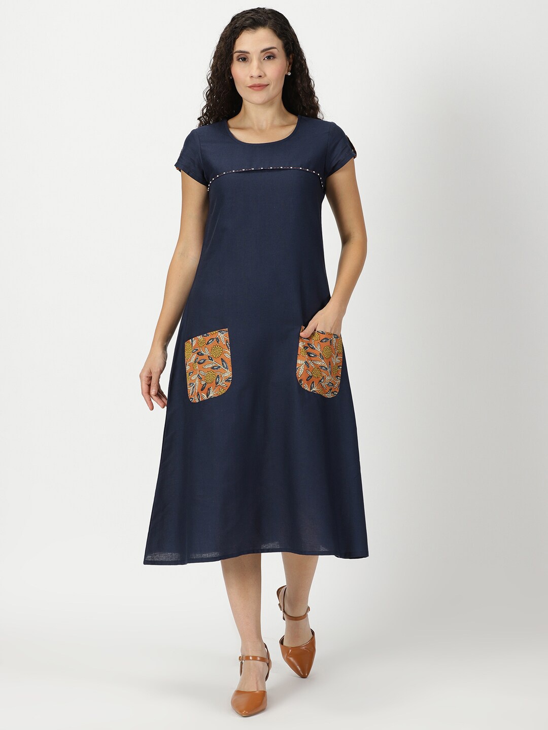 

Saffron Threads Round Neck Cotton & Linen A-line Midi Dress, Navy blue