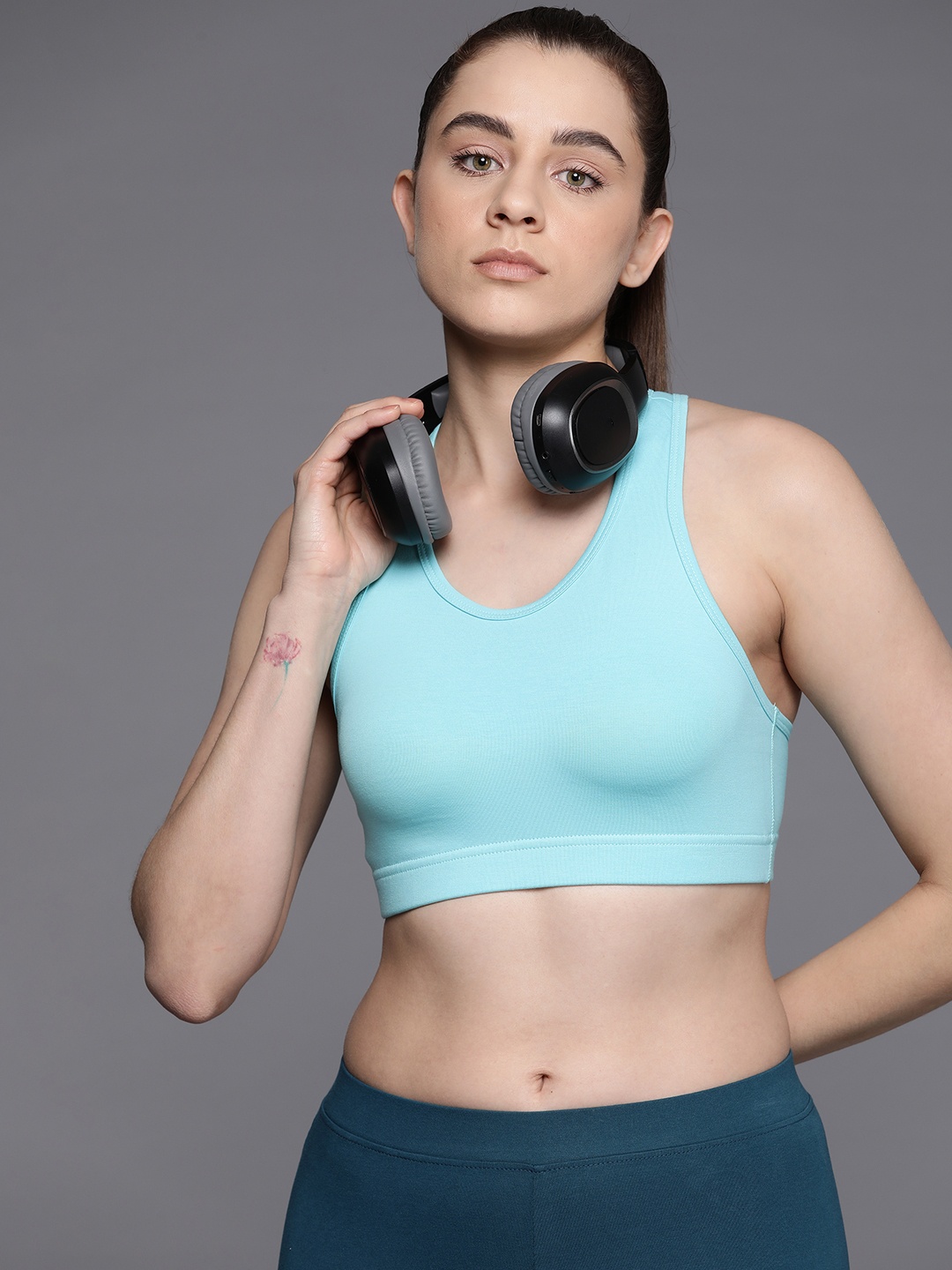 

HRX by Hrithik Roshan Racerback Lifestyle Sports Bra-Full Coverage, Turquoise blue